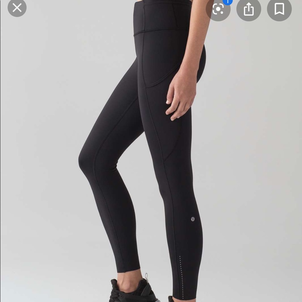 Size 4, black fast & free 25" right